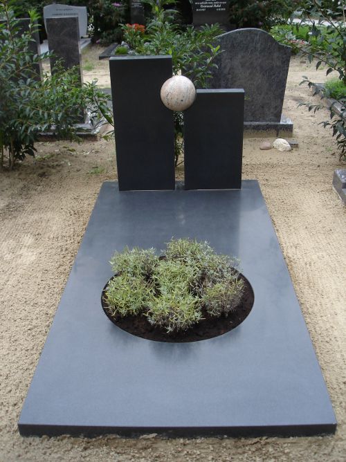 Enle monument Zwart graniet gezoet (EM035) Enle monument Zwart graniet gezoet (EM035)
