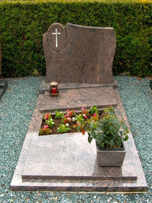 Enkel monument Dakota graniet (EM048) Enkel monument Dakota graniet (EM048)