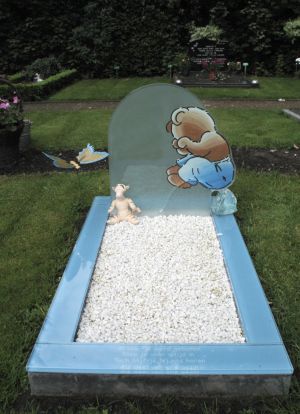 Kindermonument glas
