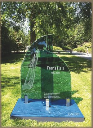 Glasmonument blauw glas Glasmonument blauw glas